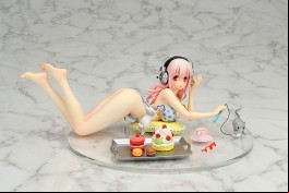 Sonico - Ver. Sweets & Bikini - Arcadia